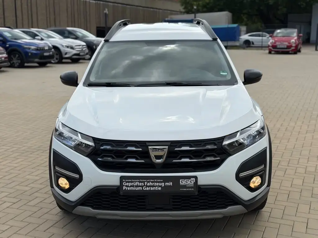 Main__Slider__Photo:Dacia Jogger Essential 12/2022-1