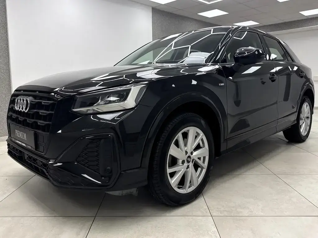 Main__Slider__Photo:Audi Q2 35 TFSI S Line Sportpaket Black VCkpt ACC Key 06/2022-1