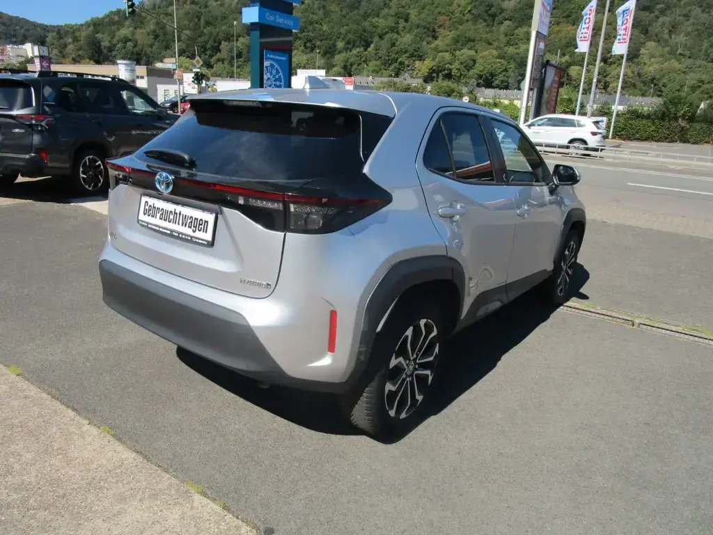 Main__Slider__Photo:Toyota Yaris Cross 1,5 Hybrid FWD Team Deutschland 05/2022-1