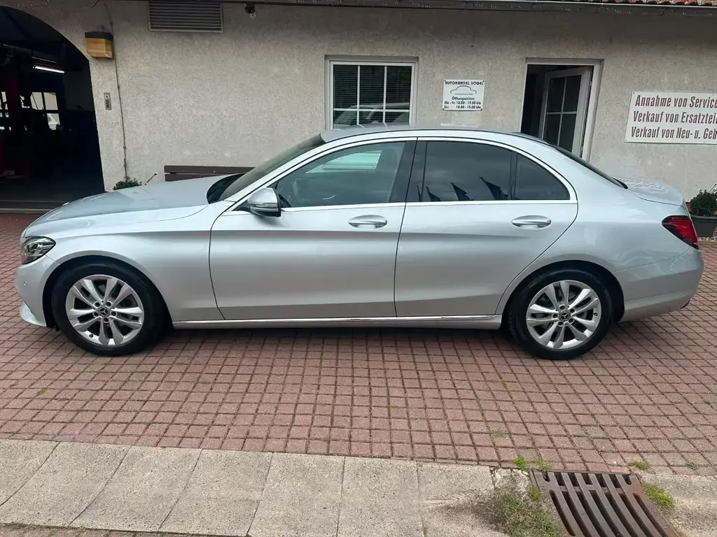 Main__Slider__Photo:Mercedes-Benz C 180 CGI*LED*SITZHZG*CAM*TEMP*9 G-TRONIC* 11/2018-1