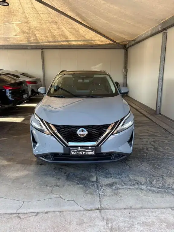 Main__Slider__Photo:Nissan Qashqai MHEV 140 CV Tekna 09/2022-1