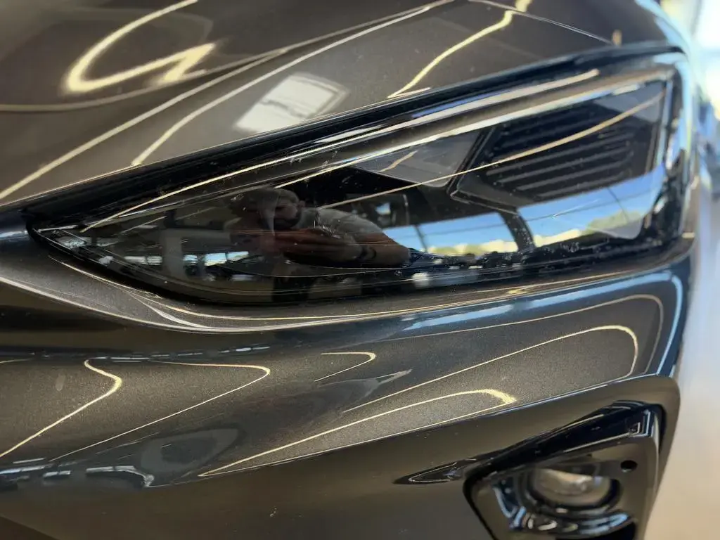 Main__Slider__Photo:Cupra Leon 1.5eTSI DSG NAVI Dynamic Design Edge 03/2026-1