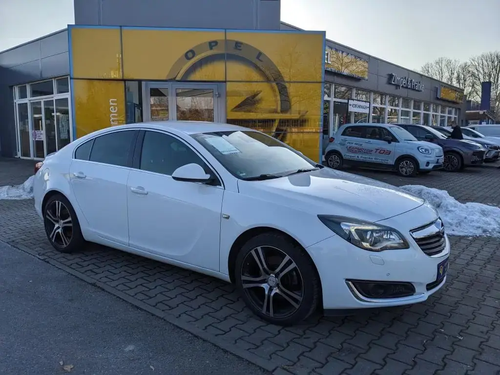 Main__Slider__Photo:Opel Insignia Innovation 1.6 Turbo 02/2014-1