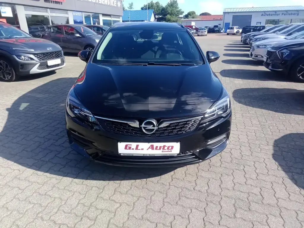 Main__Slider__Photo:Opel Astra K Sports/NAVI(SMARTLINK)/PDC/TEMPO/KLIMA 05/2021-1