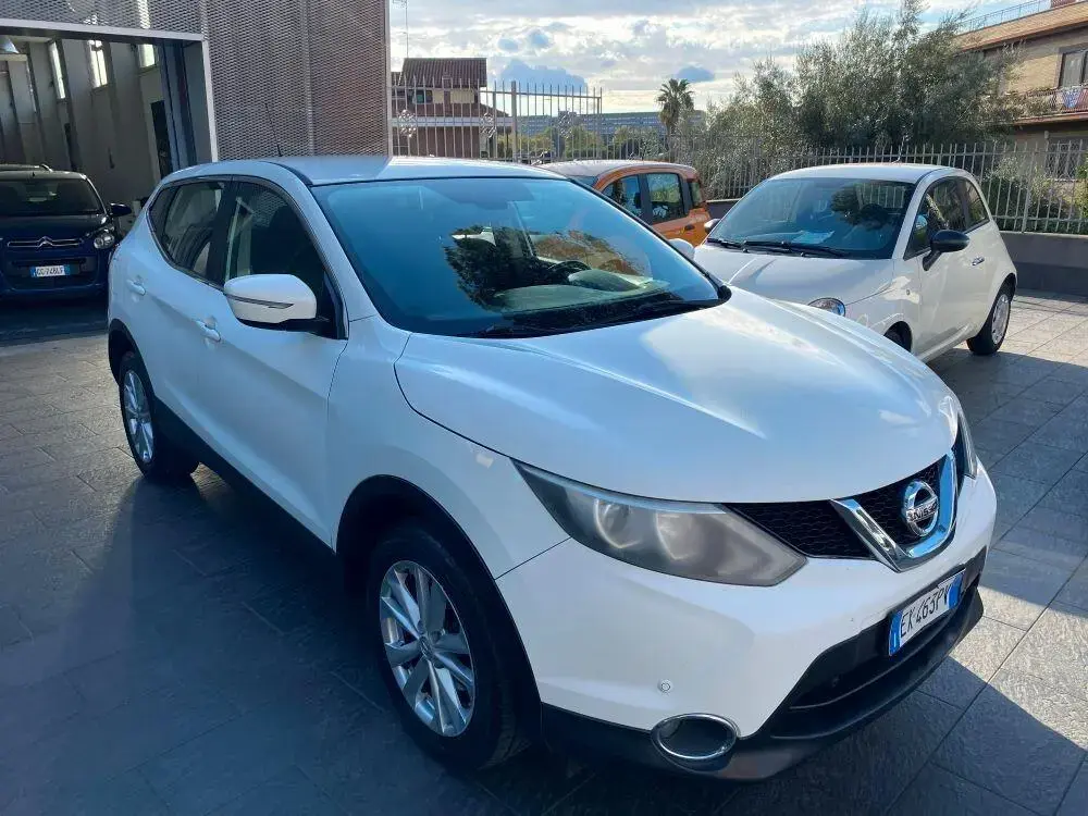 Main__Slider__Photo:Nissan Qashqai 1.5 dCi Acenta 11/2014-1