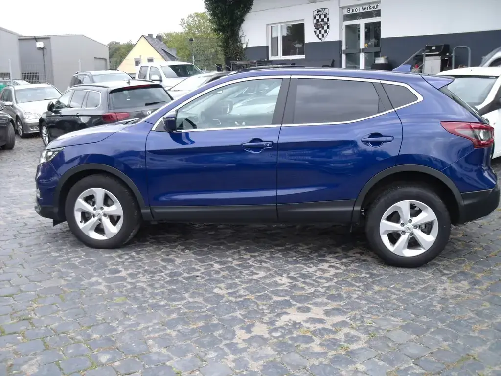 Main__Slider__Photo:Nissan Qashqai N-Connecta 08/2020-1