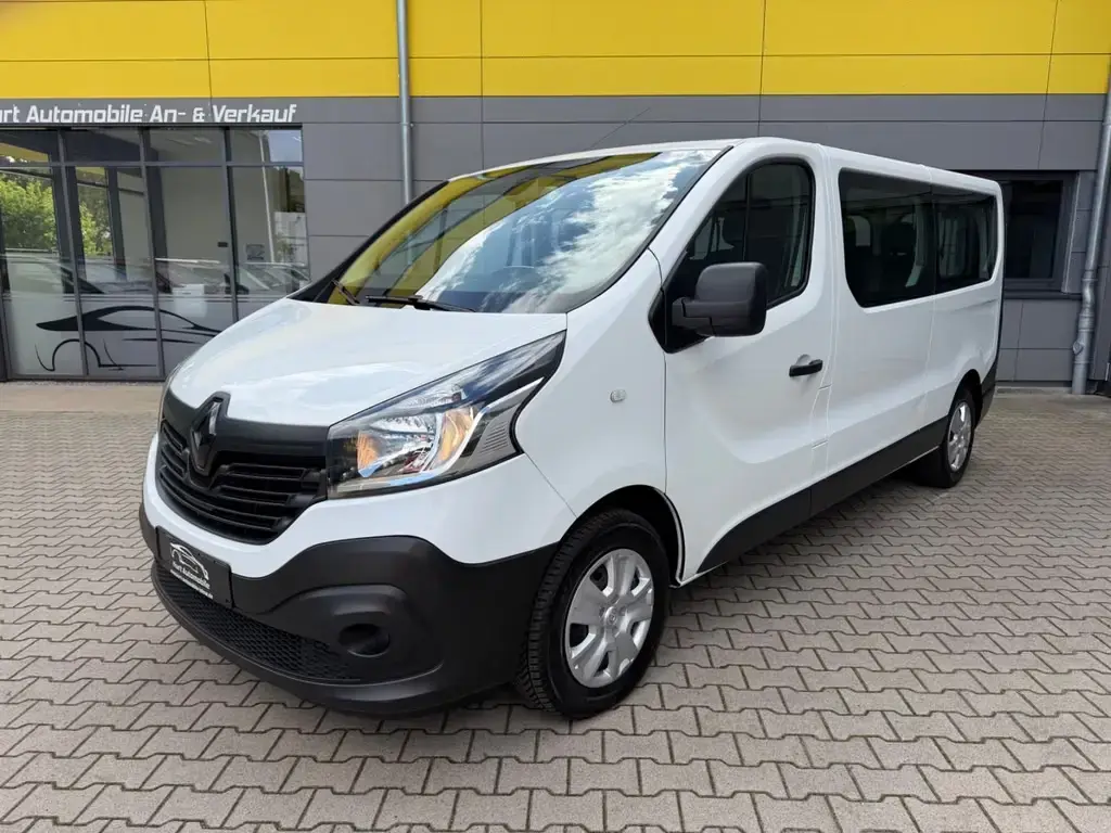 Main__Slider__Photo:Renault Trafic Combi L2H1/KAMERA/NAVI/TOUCH/KLIMA/9 SITZ 08/2019-1