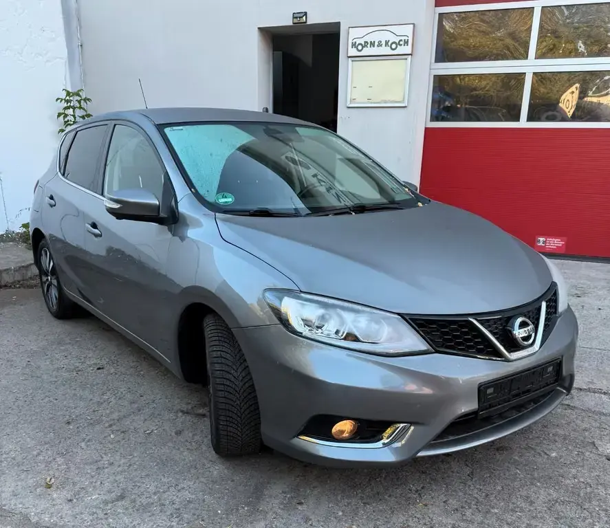 Main__Slider__Photo:Nissan Pulsar Tekna Standheizung,Navi,SHzg,Kamera 09/2017-1