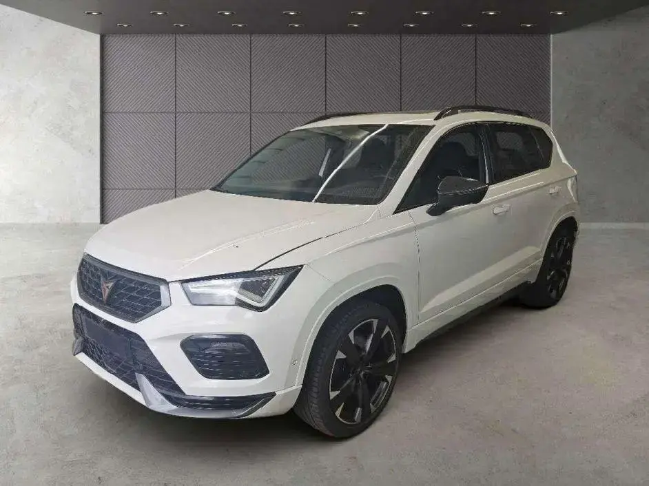 Main__Slider__Photo:Cupra Ateca 2.0 TSI AHK Pano Beats Memory Top View AHK 04/2023-1