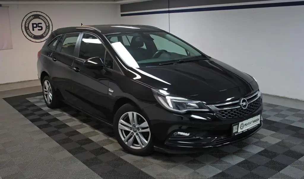 Main__Slider__Photo:Opel Astra 1.4 Turbo 120 Jahre Aut. *KAMERA*NAVI*LED* 03/2019-1