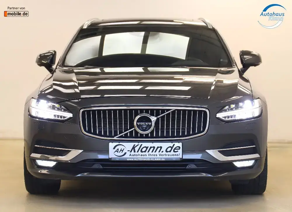 Main__Slider__Photo:Volvo V90 2.0 T5 254PS Inscription Pano ACC LED 360° 10/2017-1