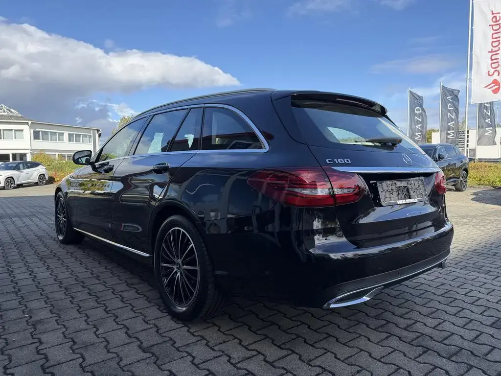 Main__Slider__Photo:Mercedes-Benz C 180 T CGI Avantgarde LED Navi T-Leder Kam Top 01/2019-1