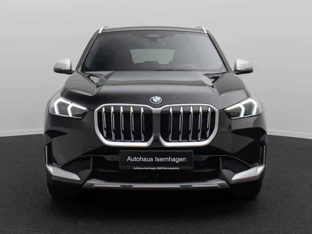 Main__Slider__Photo:BMW X1 sD18d xLine 360° HUD DAB Komfort Panorama 19" 07/2023-1