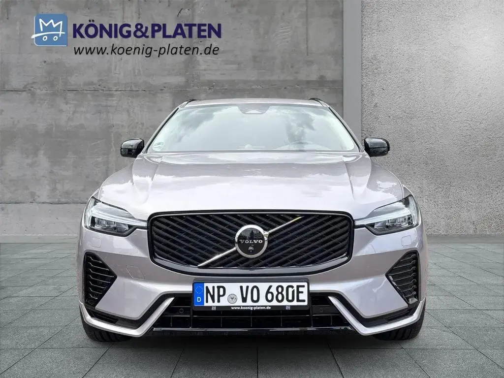 Main__Slider__Photo:Volvo XC60 T8 AWD Ultra Dark Plug-In (EURO 6e) Klima 06/2025-1