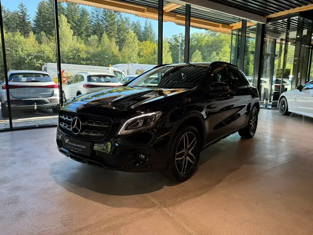Main__Slider__Photo:Mercedes-Benz GLA 200 /KAMERA/360/LED/AHK/LEDER/8FACH/GARANTIE 11/2018-1