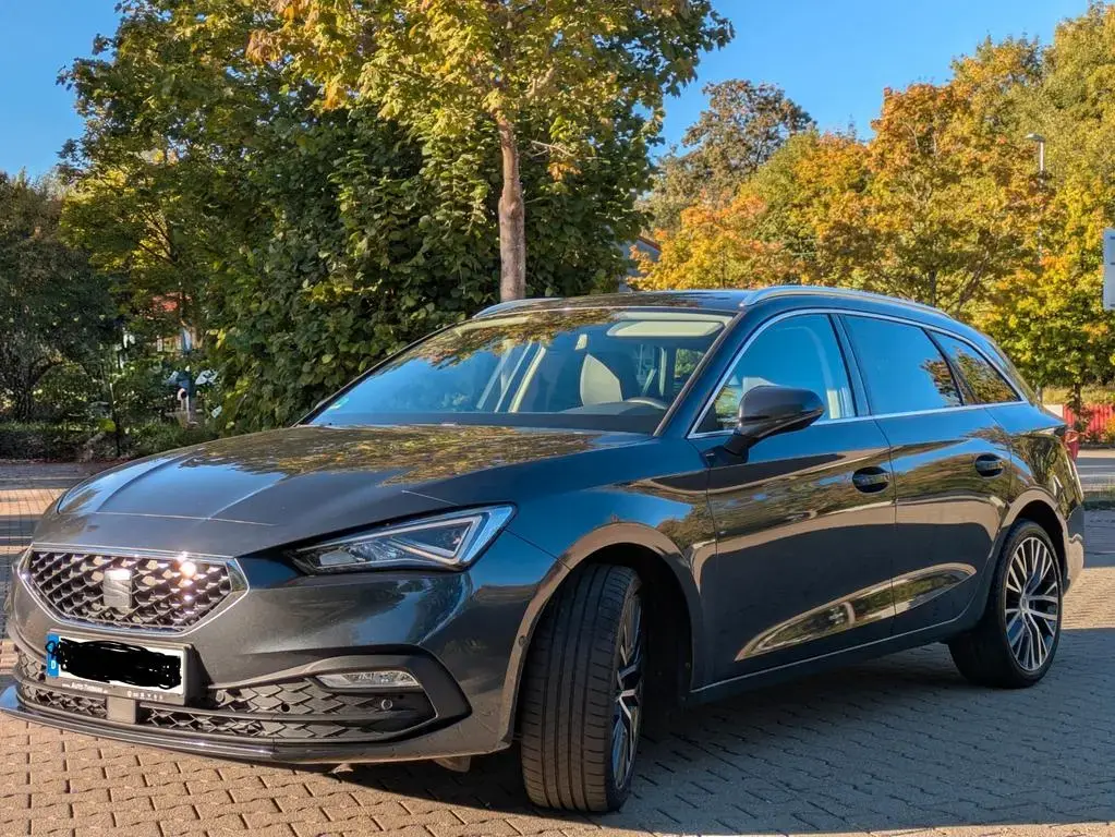Main__Slider__Photo:Seat Leon ST 1.5 eTSI DSG Xcellence Voll-LED ACC 09/2022-1