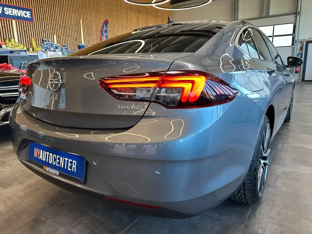 Main__Slider__Photo:Opel Insignia *LKHZ*2-ZONEN*CARPLAY*TEMPO*PDC*LED 01/2019-1
