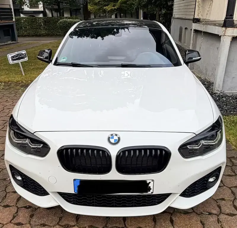 Main__Slider__Photo:BMW 118 i M Sport M Sport 01/2018-1