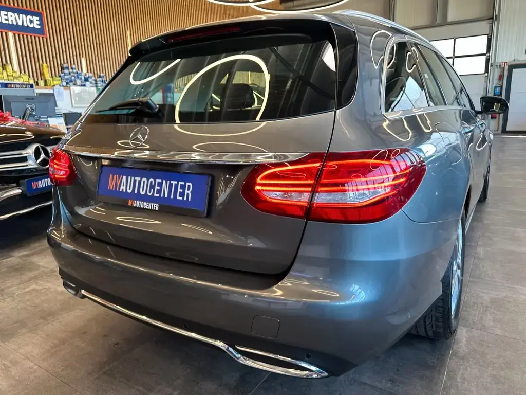 Main__Slider__Photo:Mercedes-Benz C 180 *2-ZONEN*TEMPO*NAVI*LED*TOTWINKEL*PDC* 03/2018-1