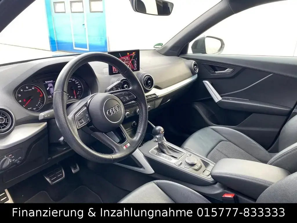 Main__Slider__Photo:Audi Q2 35 S Line LED Navi Tempomat PDC Bluetooth 06/2019-1