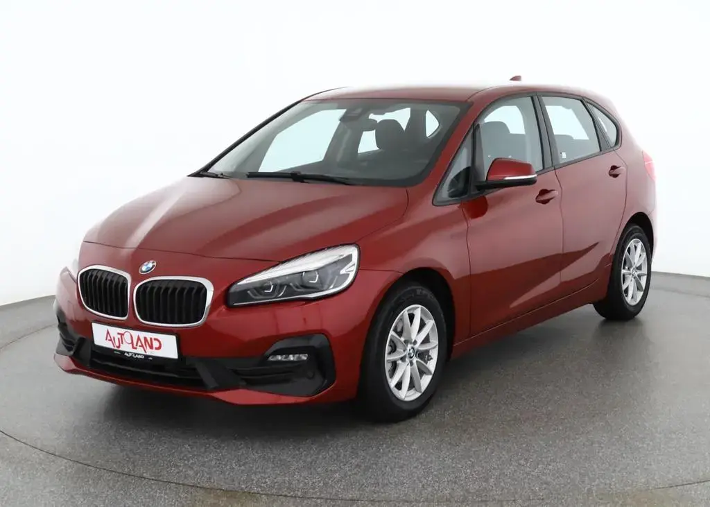 Main__Slider__Photo:BMW 218 i Sport Line LED Navi Tempomat Sitzheizung 05/2017-1