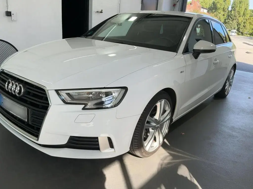 Main__Slider__Photo:Audi A3 1.5TFSI s-tronic *S-LINE*PLUS*NAVI*LED*SHZ*PD 05/2018-1