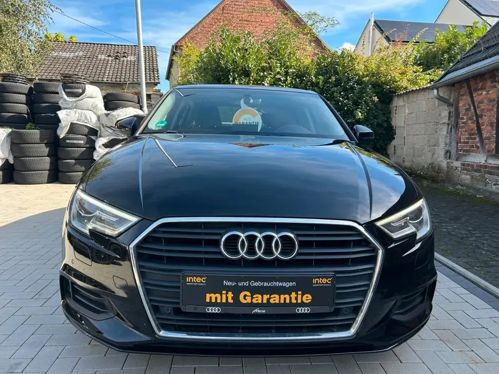 Main__Slider__Photo:Audi A3 Limousine / Navi/ Bi-Xennon/ Garantie 12/2017-1