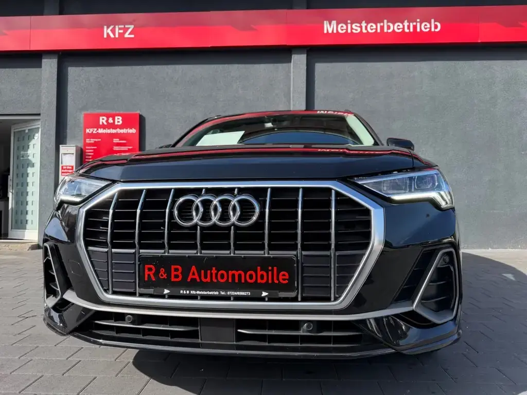 Main__Slider__Photo:Audi Q3 35 TFSI S line**Matrix*Navi*ACC*76139Km*1xHan 08/2022-1
