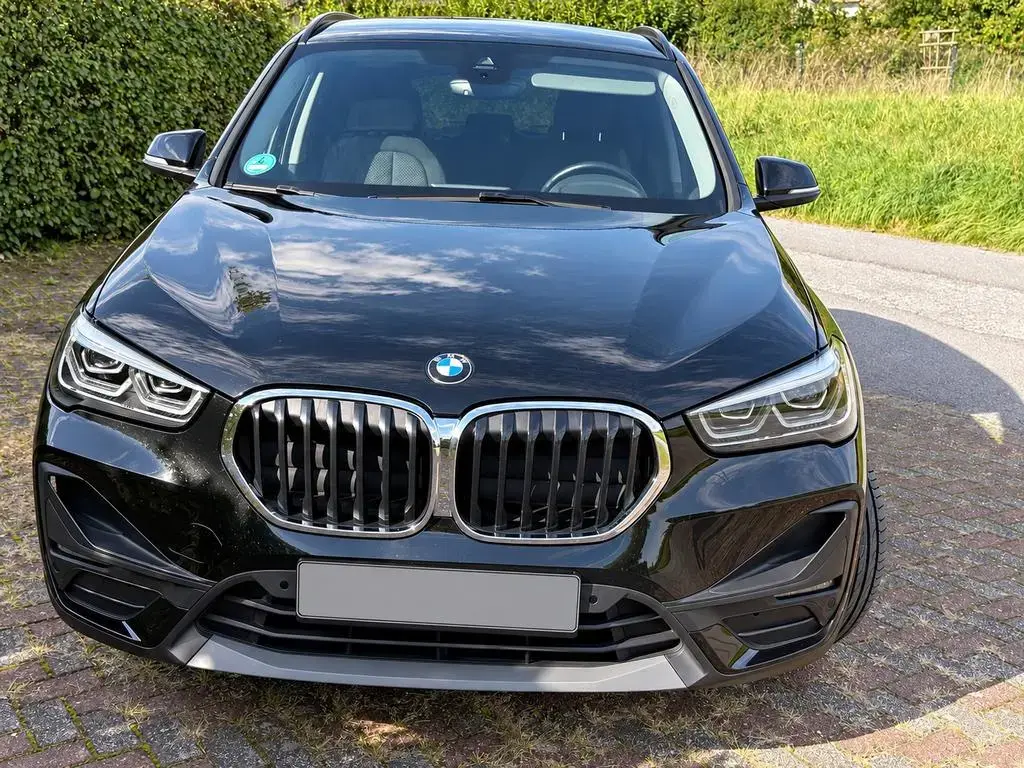 Main__Slider__Photo:BMW X1 sDrive18d Steptronic - 01/2022-1