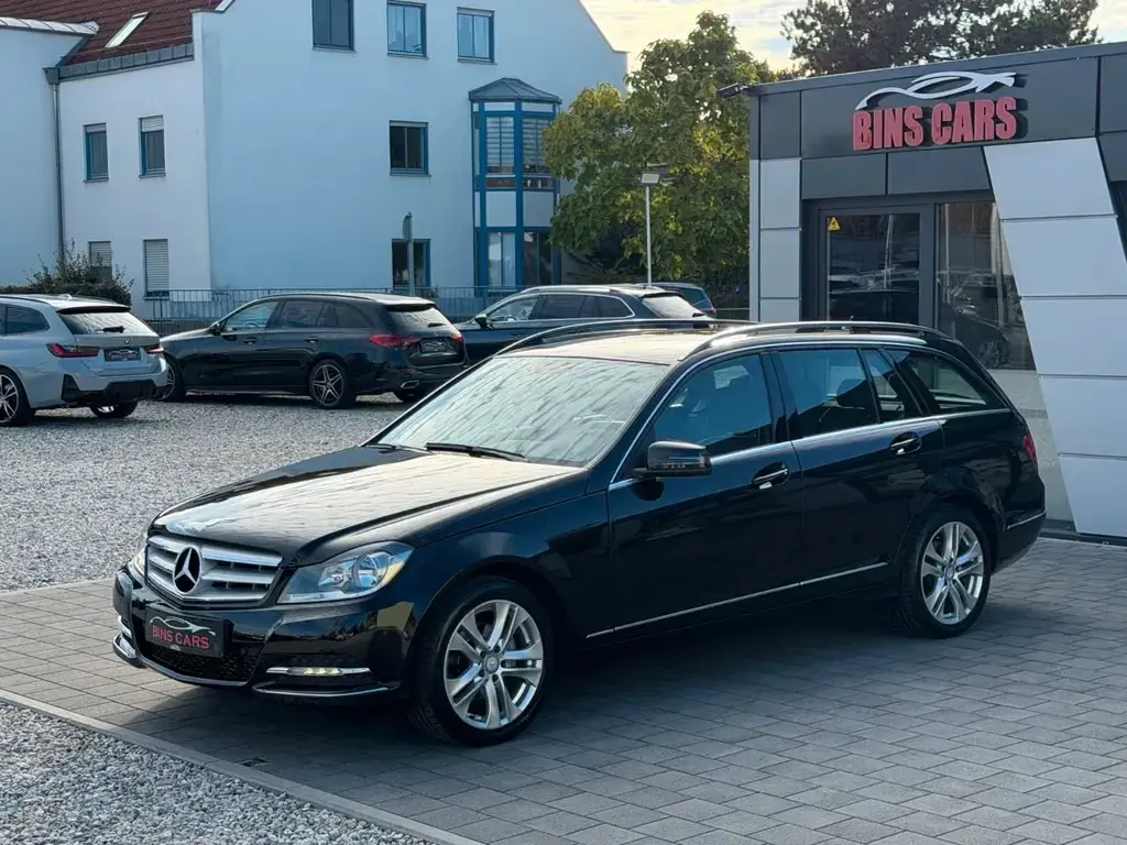 Main__Slider__Photo:Mercedes-Benz C 180 CGI BlueEfficiency*Navi*AHK*2Hand*gepflegt 03/2014-1