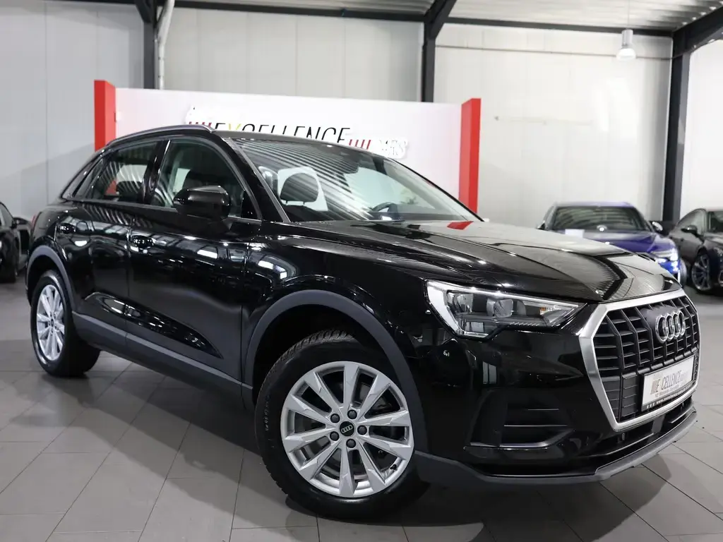 Main__Slider__Photo:Audi Q3 1.5 TFSI BUSINESS / LED, VIRTUAL-COCKPIT+NAVI 03/2023-1