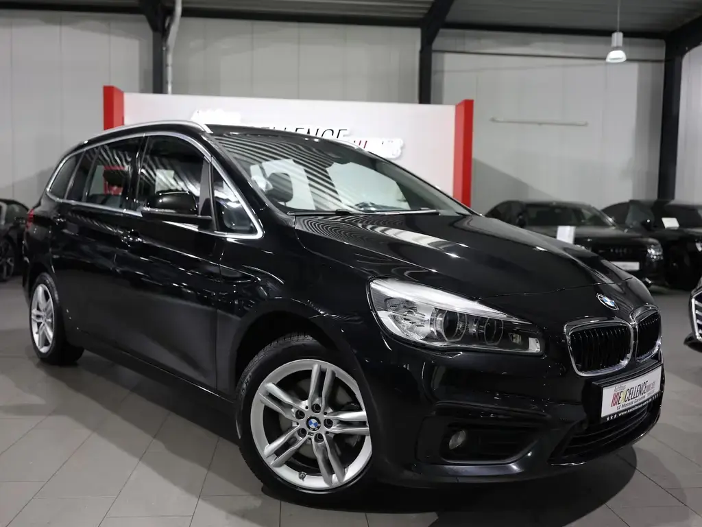 Main__Slider__Photo:BMW 218 Gran Tourer Advantage / 7-SITZER / LED / AHK 09/2015-1