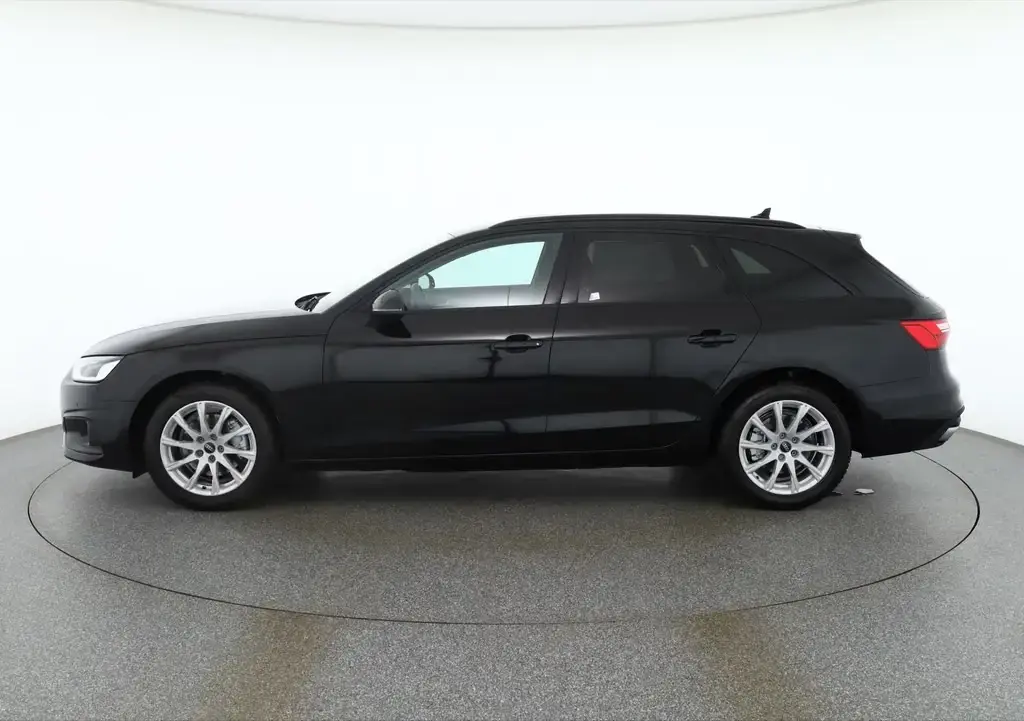 Main__Slider__Photo:Audi A4 Avant 35 TFSI S-tronic LED Navi Keyless PDC 08/2022-1