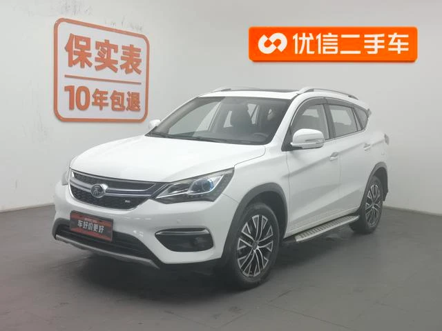 Main__Slider__Photo:undefined undefined 2017-0
