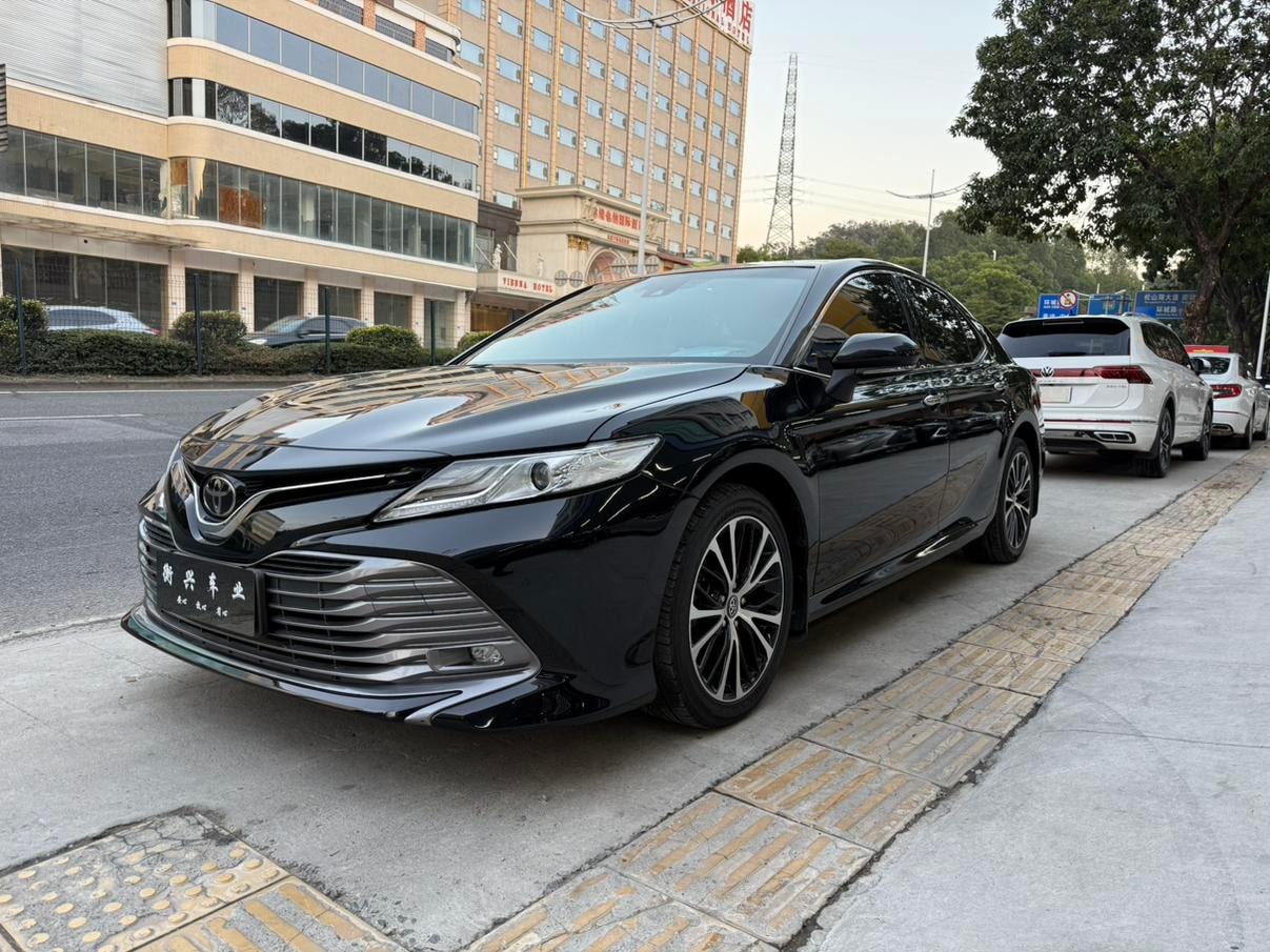 Main__Slider__Photo:undefined undefined 2019-0