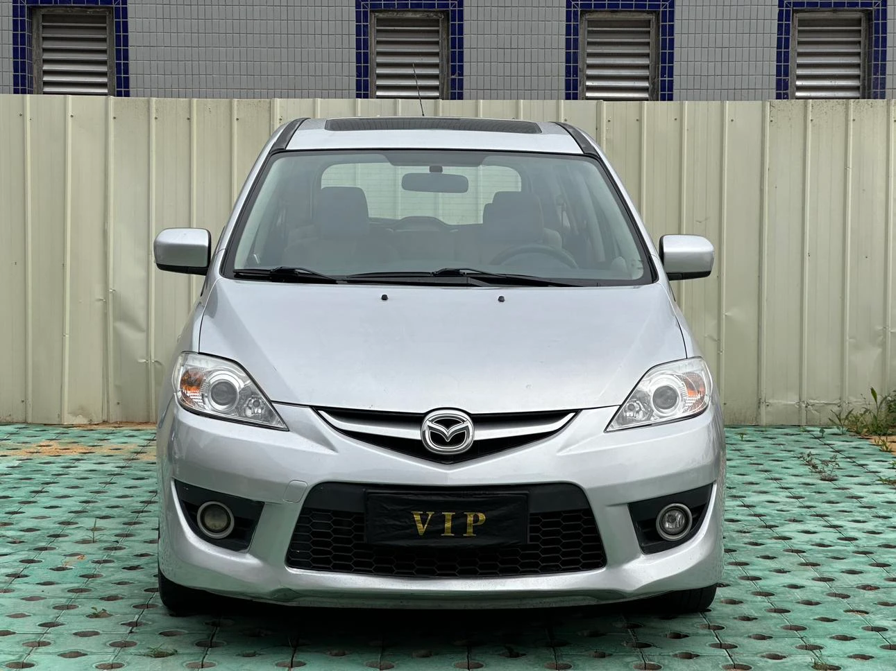 Main__Slider__Photo:undefined undefined 2011-1