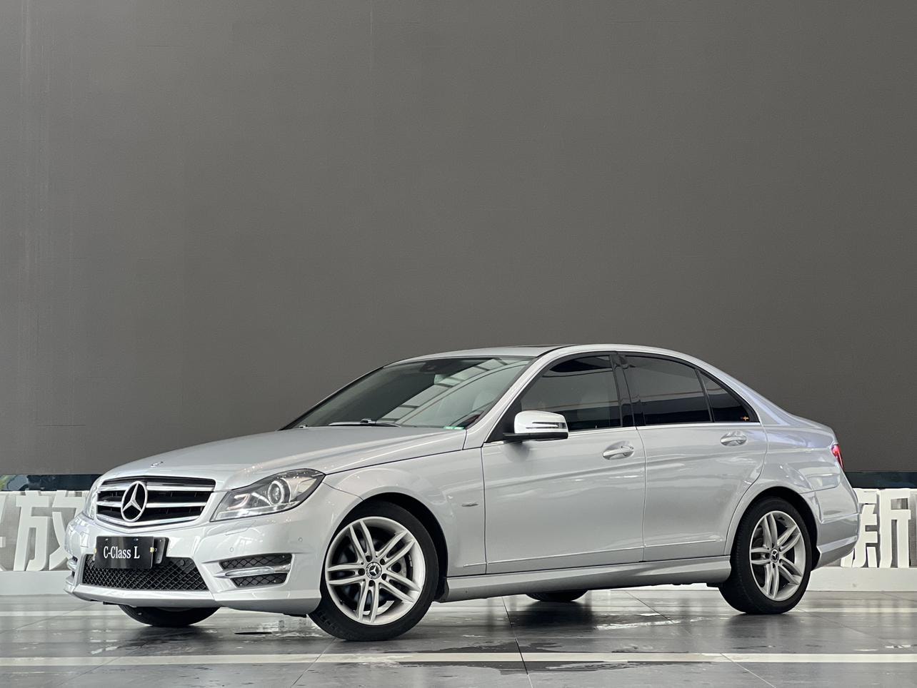 Main__Slider__Photo:undefined undefined 2013-0