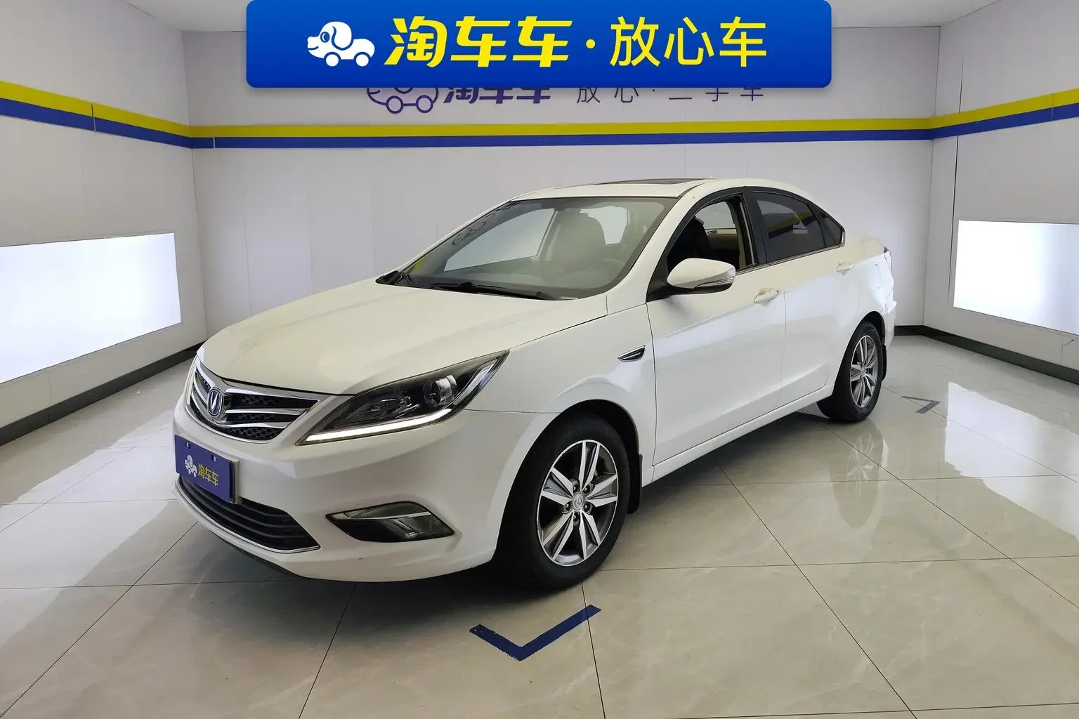 Main__Slider__Photo:undefined undefined 2016-0
