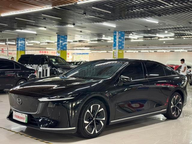 Main__Slider__Photo:undefined undefined 2024-0