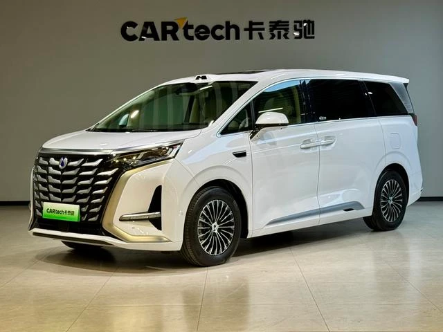 Main__Slider__Photo:undefined undefined 2025-0