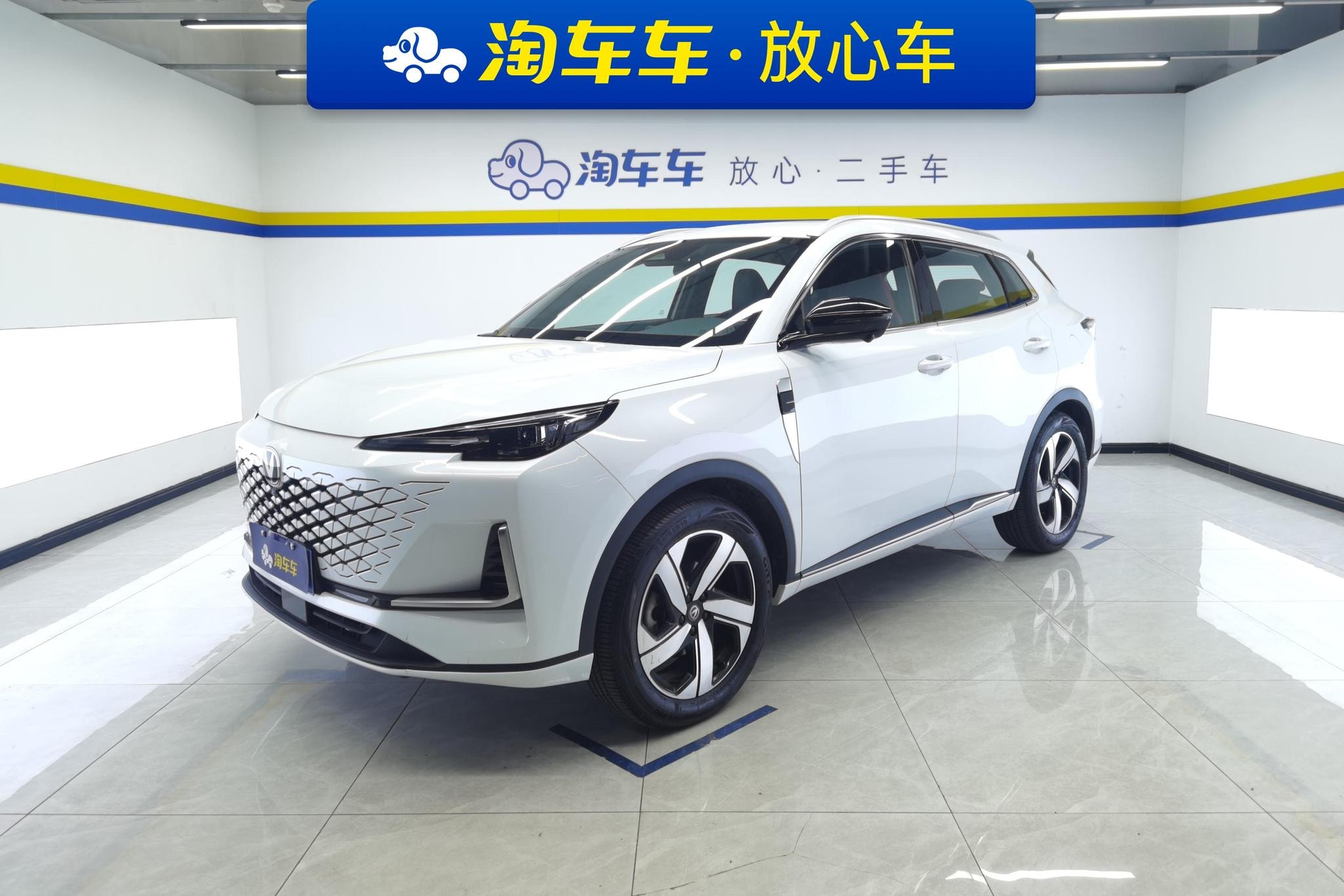 Main__Slider__Photo:undefined undefined 2024-0