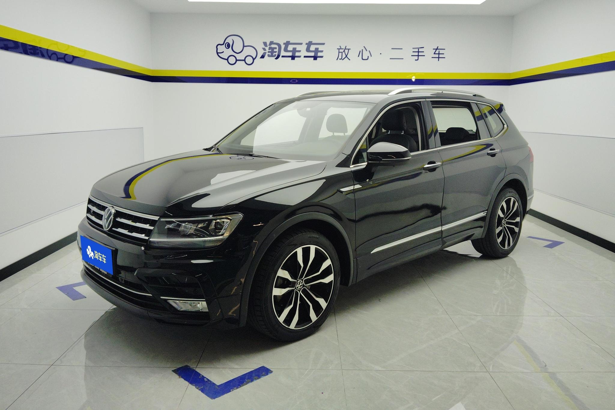 Main__Slider__Photo:undefined undefined 2021-0