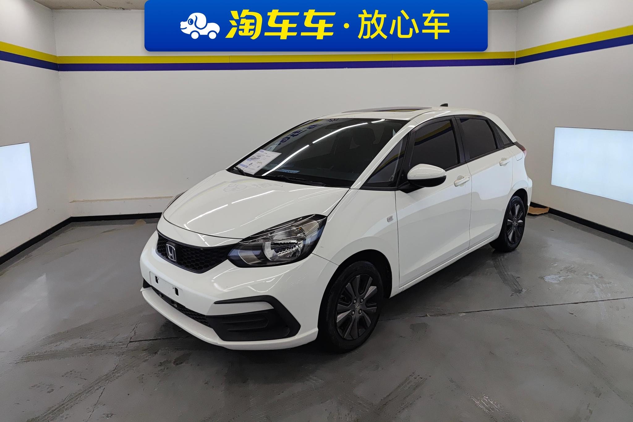Main__Slider__Photo:undefined undefined 2022-0