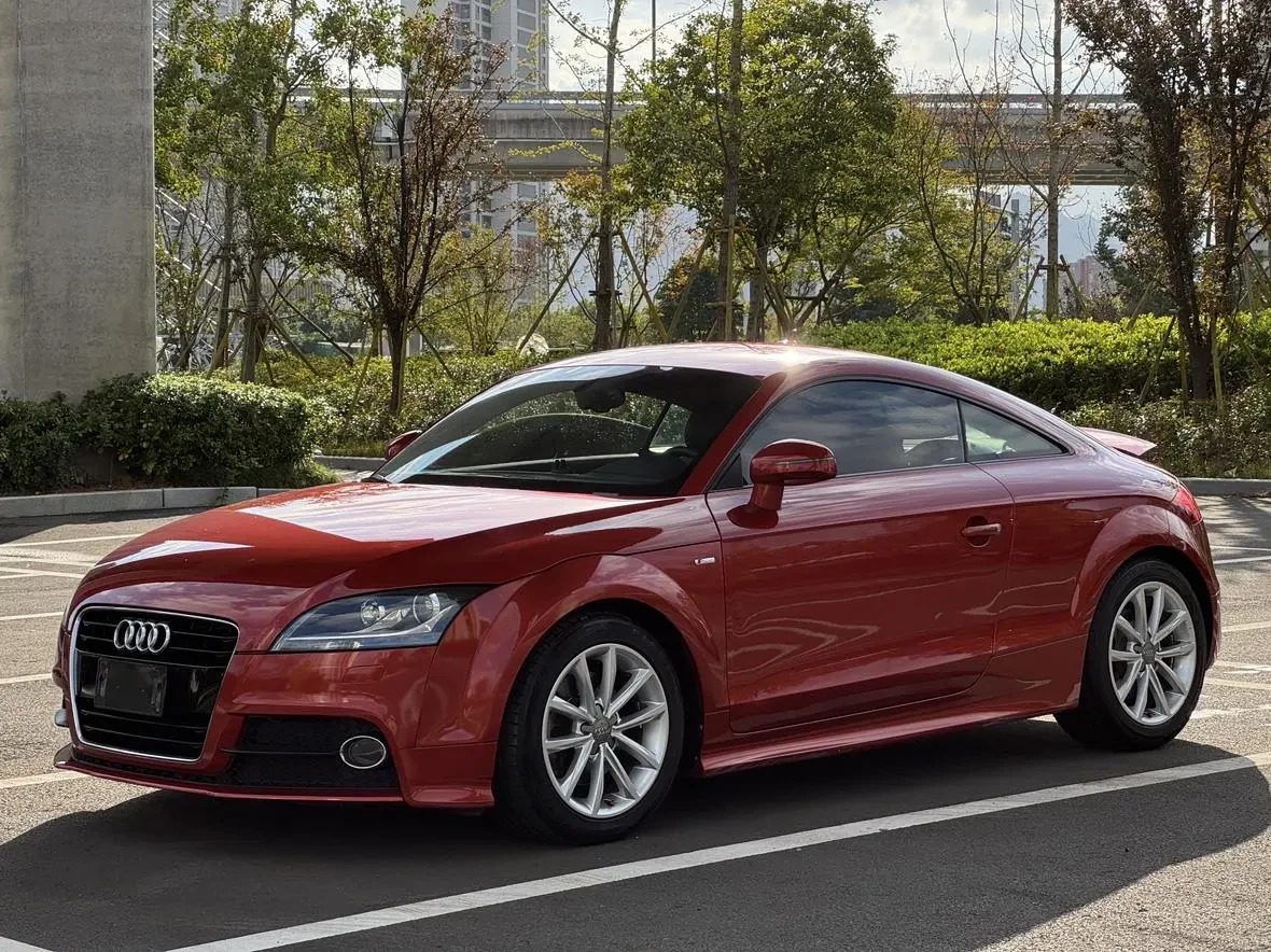 Main__Slider__Photo:undefined undefined 2014-0