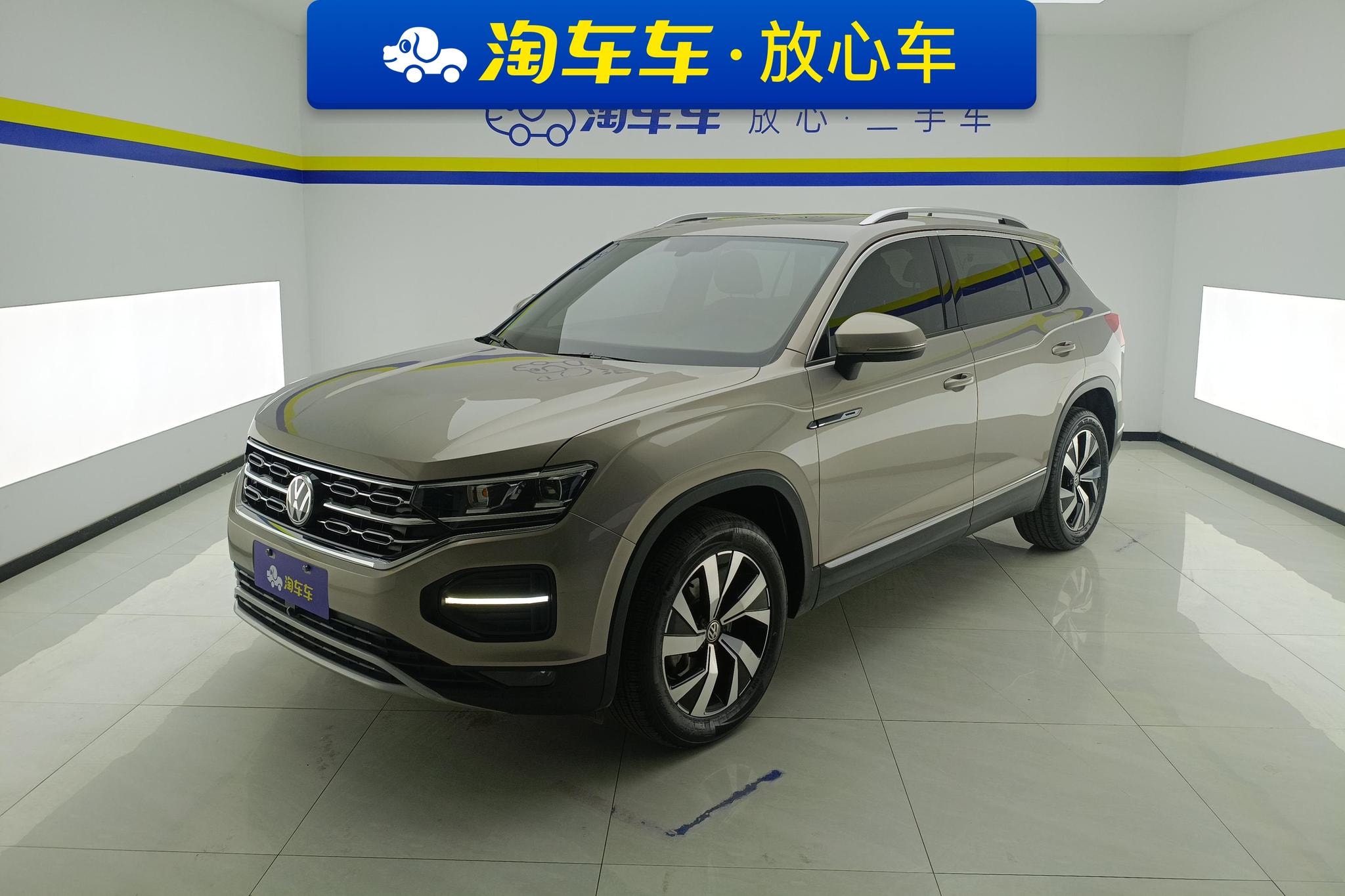 Main__Slider__Photo:undefined undefined 2020-0