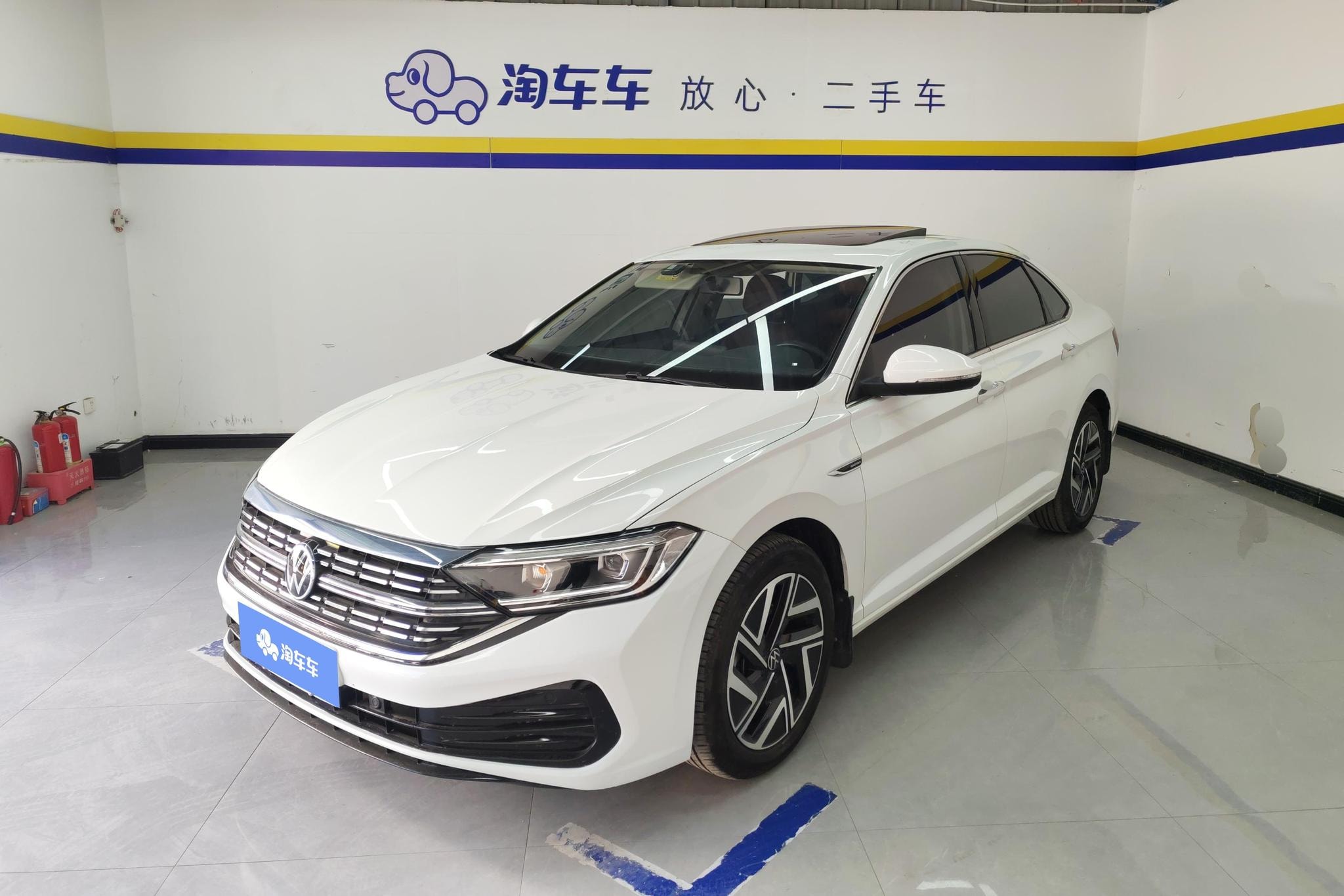 Main__Slider__Photo:undefined undefined 2023-0