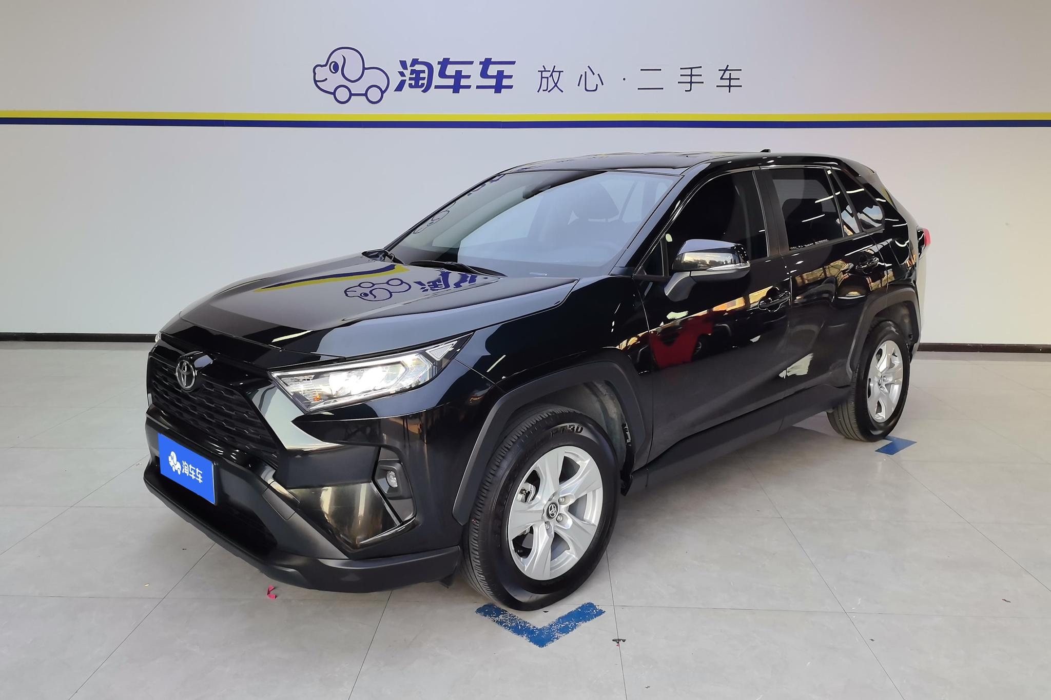 Main__Slider__Photo:undefined undefined 2023-0