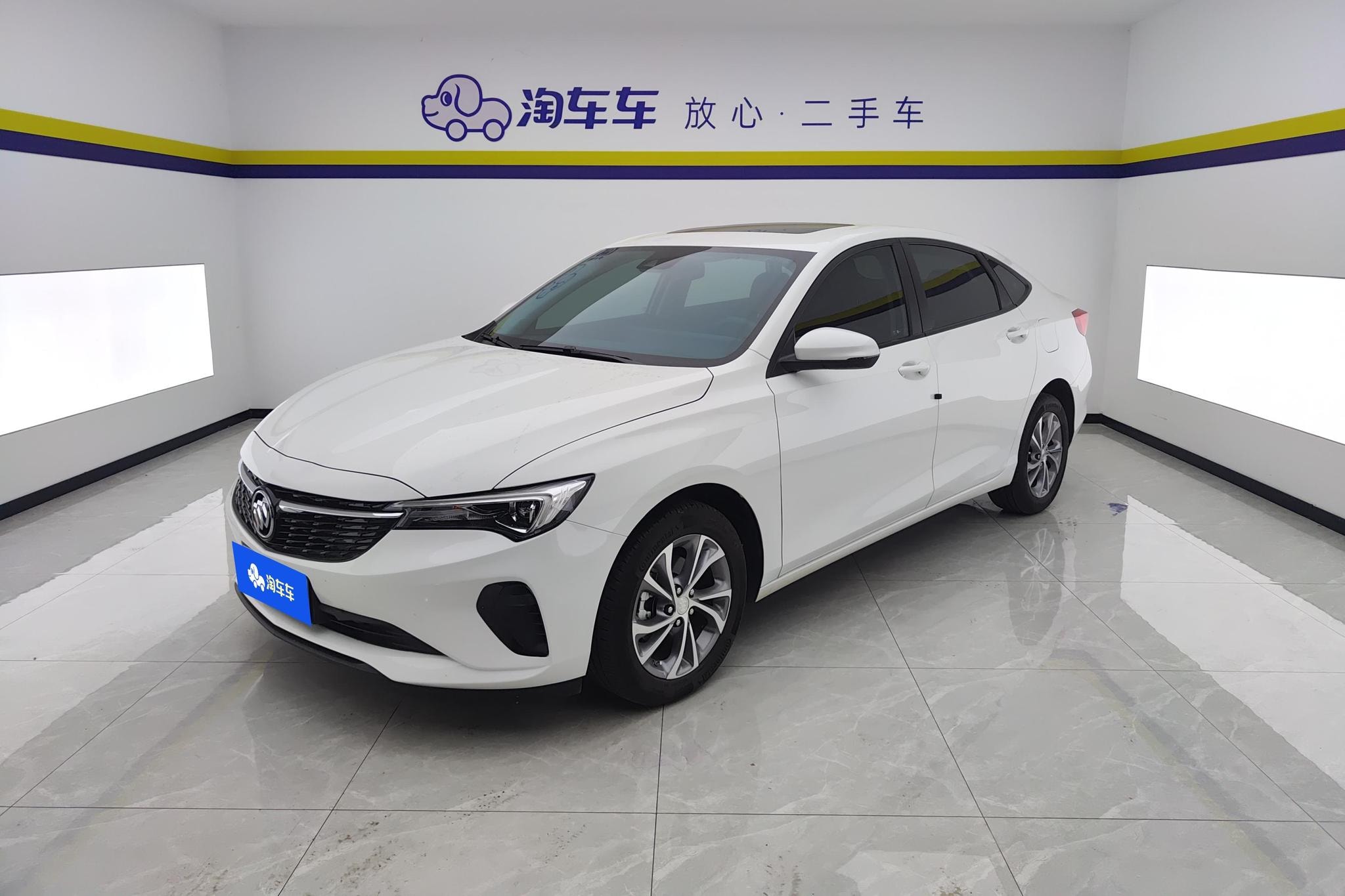 Main__Slider__Photo:undefined undefined 2023-0