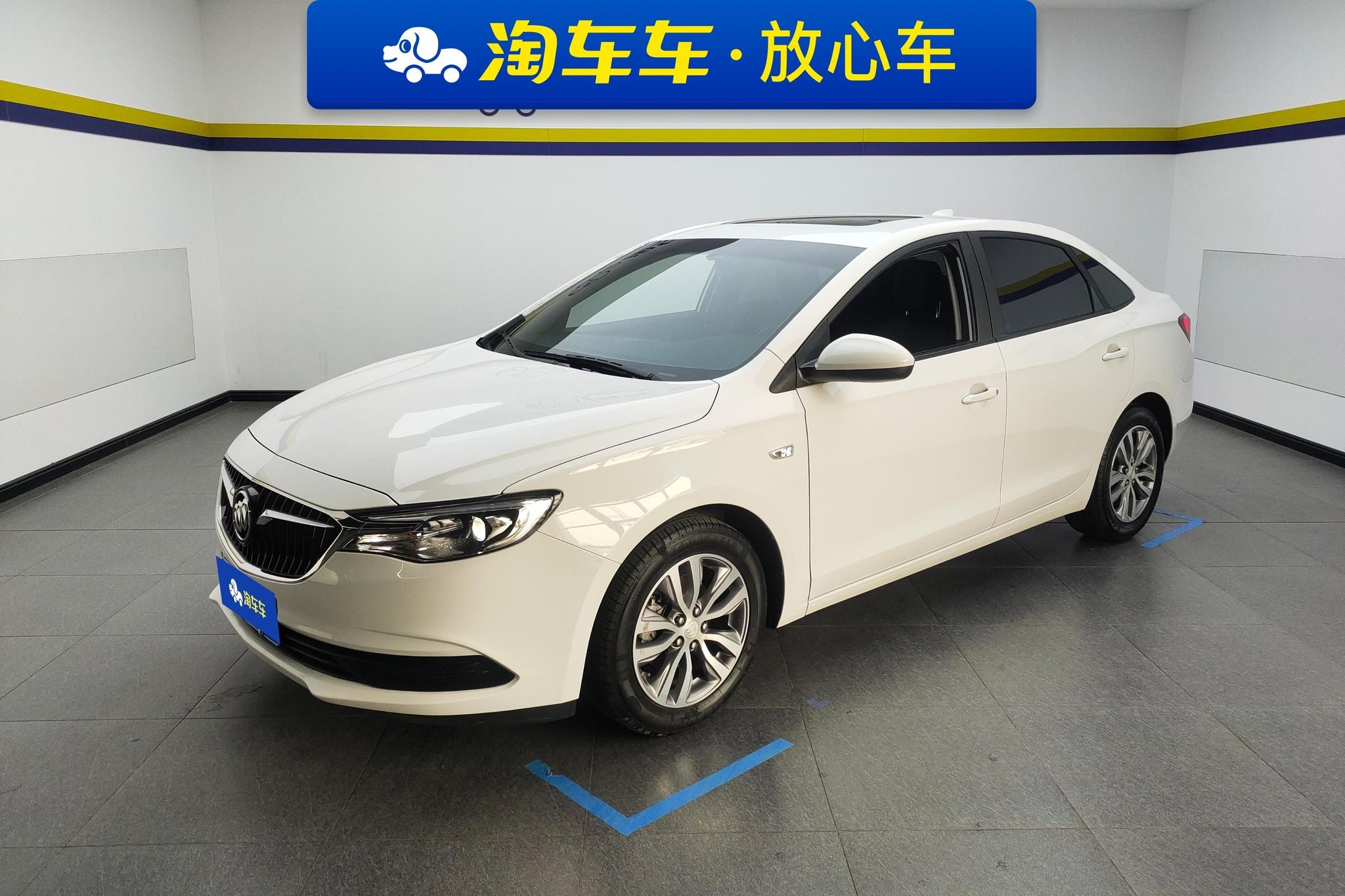 Main__Slider__Photo:undefined undefined 2019-0
