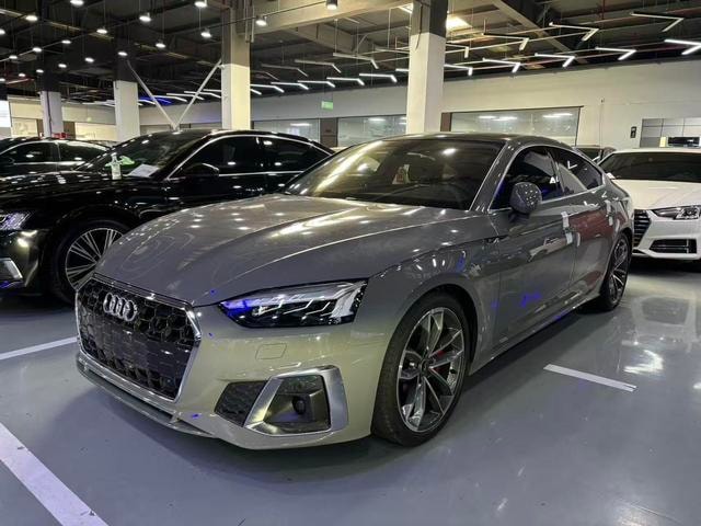 Main__Slider__Photo:undefined undefined 2022-0